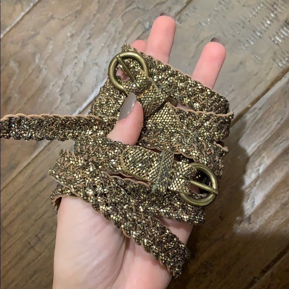 2 glitter belts